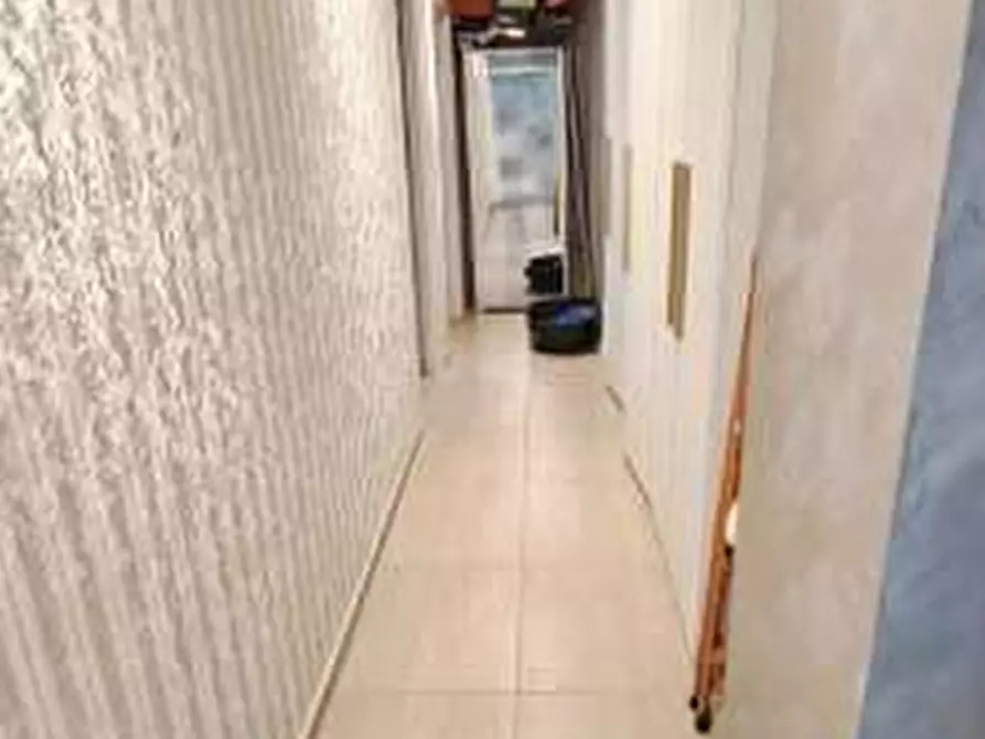 Immagine 16 di Appartamento in vendita  in Via Antonio Labriola 19 a Villafranca Di Verona