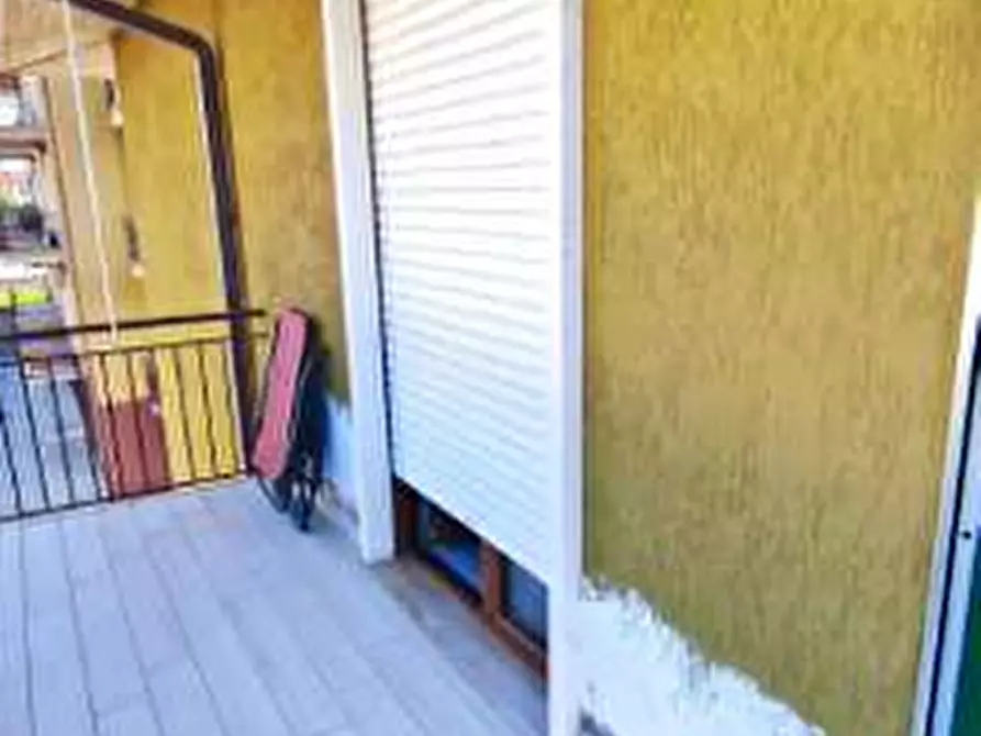 Immagine 21 di Appartamento in vendita  in Via Antonio Labriola 19 a Villafranca Di Verona