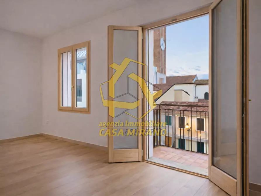 Immagine 4 di Appartamento in vendita  in Piazza Martiri della Libertà a Mirano