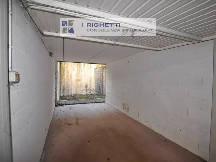 Immagine 3 di Garage in affitto  in via cà di cozzi a Verona