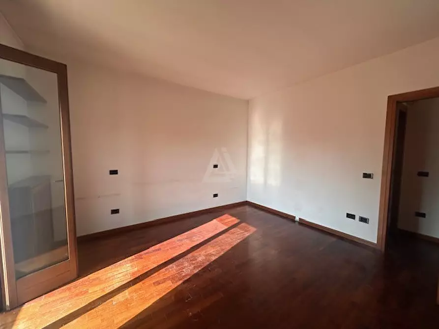 Immagine 8 di Casa bifamiliare in vendita  in Via Castellana a Castelfranco Veneto