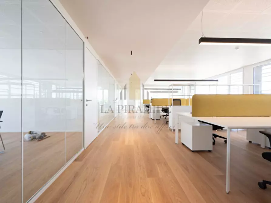 Immagine 4 di Ufficio in vendita  in ALBIGNASEGO - UFFICIO DIREZIONALE PER INVESTIMENTO RIF. 2524 a Albignasego