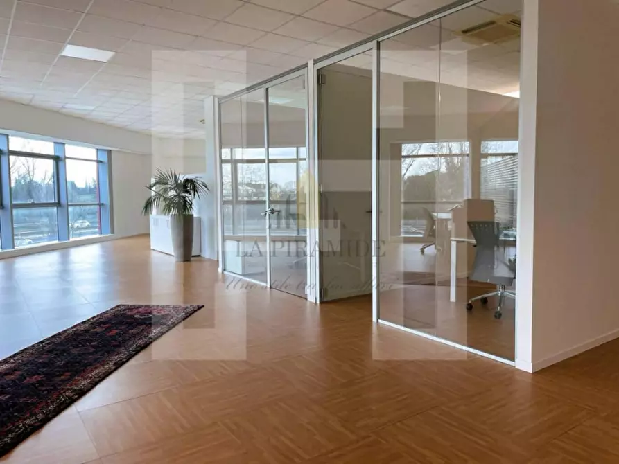 Immagine 5 di Ufficio in vendita  in ALBIGNASEGO - UFFICIO DIREZIONALE PER INVESTIMENTO RIF. 2524 a Albignasego
