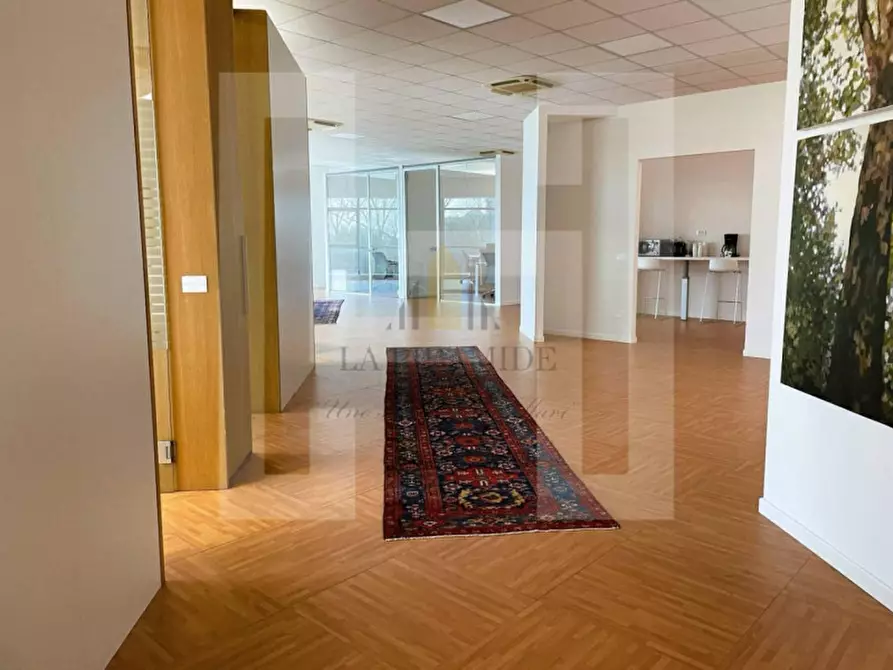Immagine 13 di Ufficio in vendita  in ALBIGNASEGO - UFFICIO DIREZIONALE PER INVESTIMENTO RIF. 2524 a Albignasego