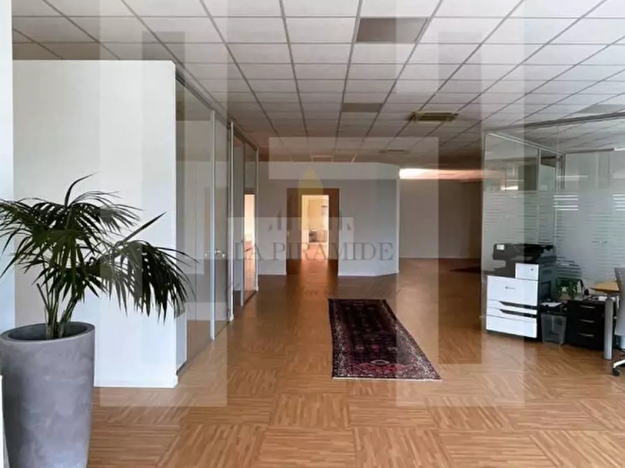 Immagine 14 di Ufficio in vendita  in ALBIGNASEGO - UFFICIO DIREZIONALE PER INVESTIMENTO RIF. 2524 a Albignasego