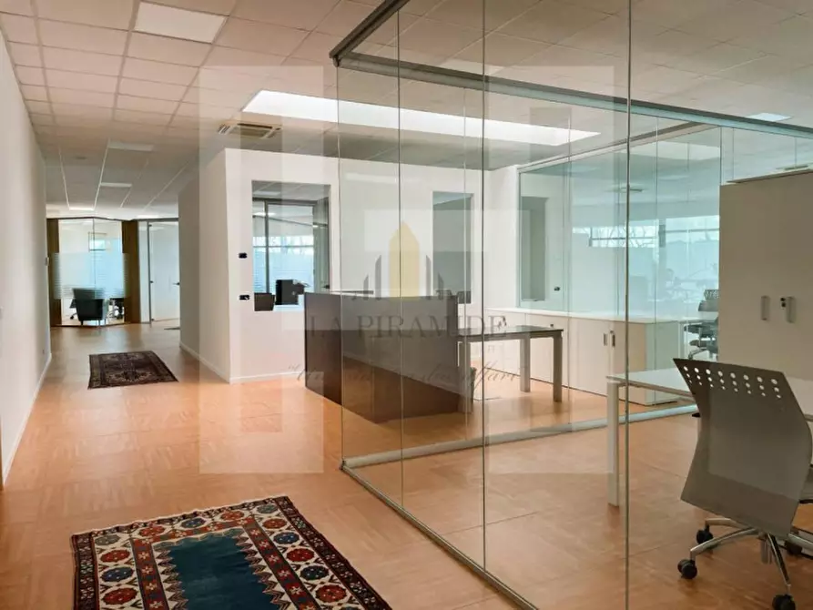 Immagine 15 di Ufficio in vendita  in ALBIGNASEGO - UFFICIO DIREZIONALE PER INVESTIMENTO RIF. 2524 a Albignasego