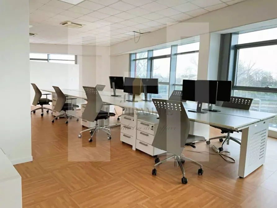 Immagine 19 di Ufficio in vendita  in ALBIGNASEGO - UFFICIO DIREZIONALE PER INVESTIMENTO RIF. 2524 a Albignasego