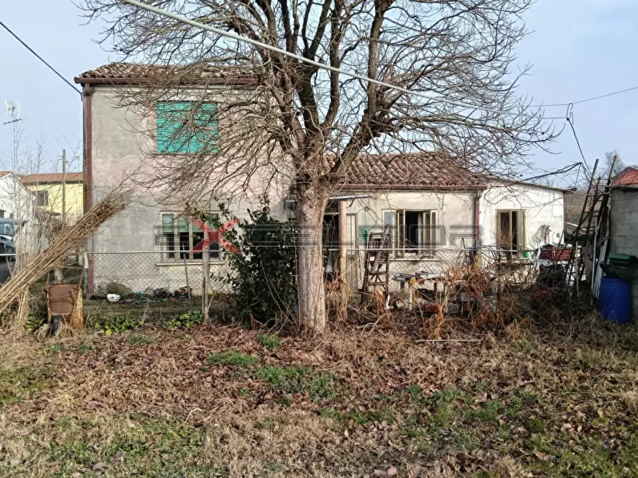 Immagine 1 di Rustico / casale in vendita  in Via G. Matteotti n.20 bis - Cavarzere (VE) a Cavarzere