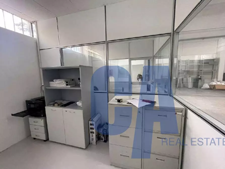 Immagine 16 di Laboratorio in affitto  in PIAZZA Don Mapelli a Sesto San Giovanni