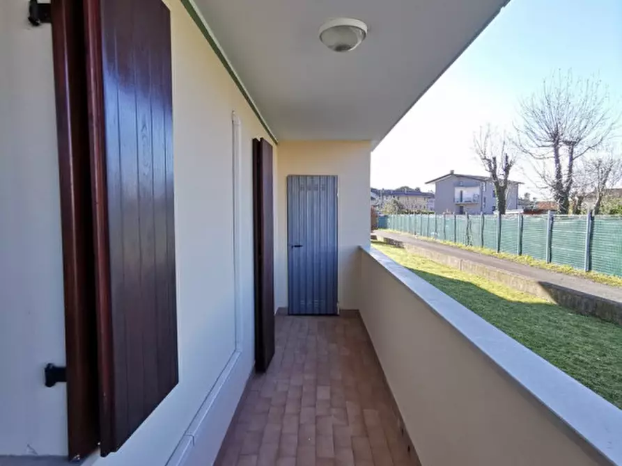 Immagine 12 di Appartamento in vendita  in Via C. Battisti a Cordenons