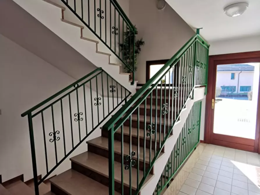 Immagine 13 di Appartamento in vendita  in Via C. Battisti a Cordenons