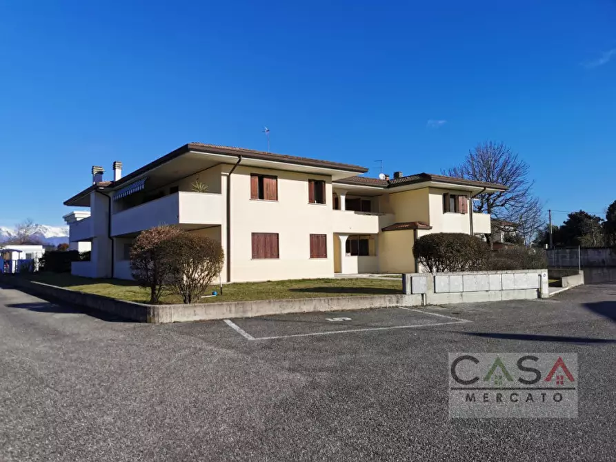 Immagine 18 di Appartamento in vendita  in Via C. Battisti a Cordenons
