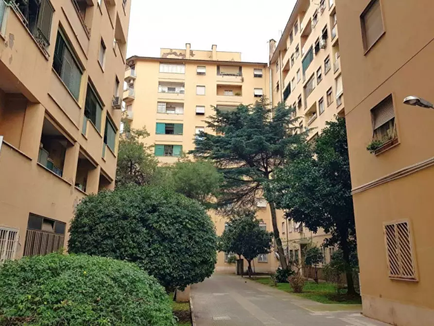 Immagine 2 di Appartamento in vendita  in Via Flavio Stilicone, 179, Roma RM, Italia a Roma