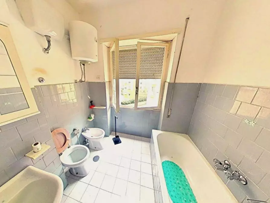 Immagine 4 di Appartamento in vendita  in Via Flavio Stilicone, 179, Roma RM, Italia a Roma