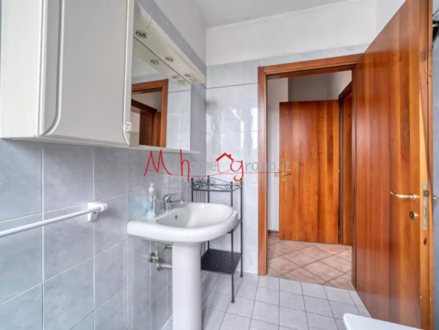 Immagine 10 di Appartamento in vendita  in Via Sette Martiri a Padova