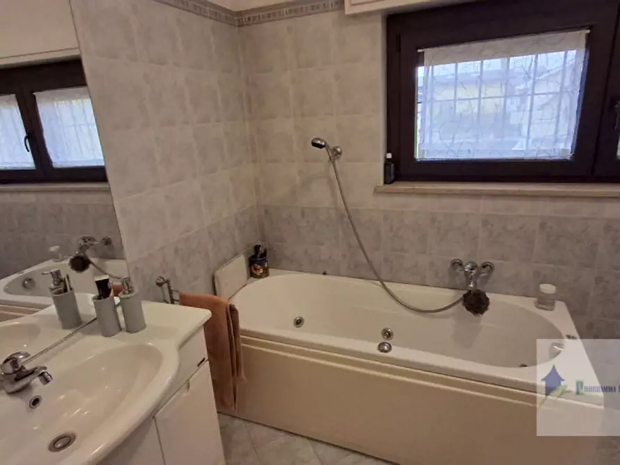 Immagine 8 di Appartamento in vendita  in via Fredda a Turbigo