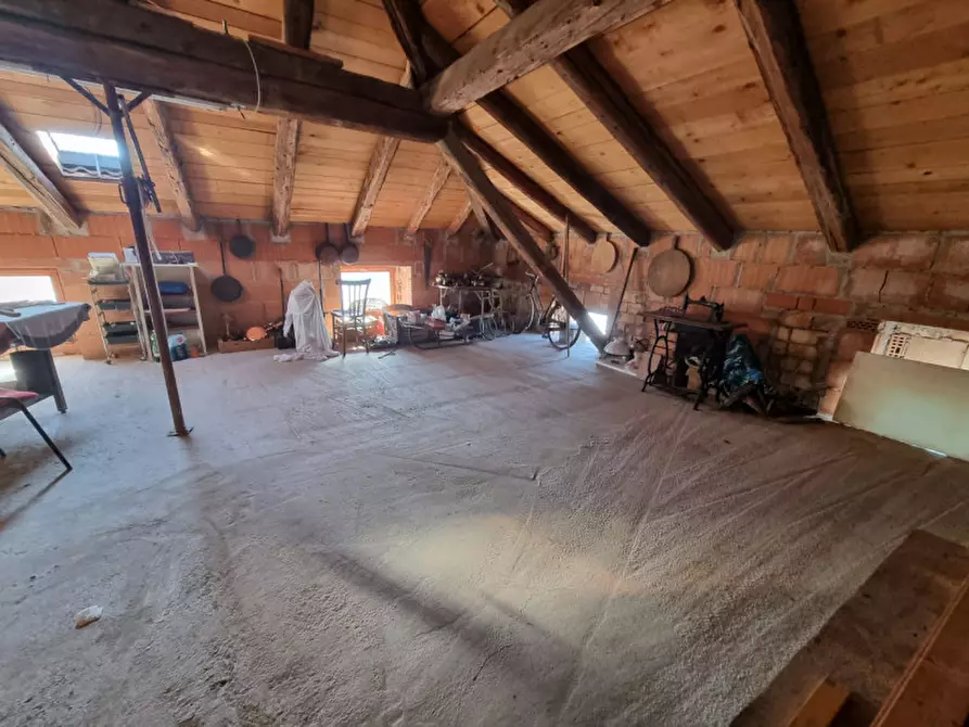 Immagine 6 di Appartamento in vendita  in Via Fontanelle a Borgo D'anaunia