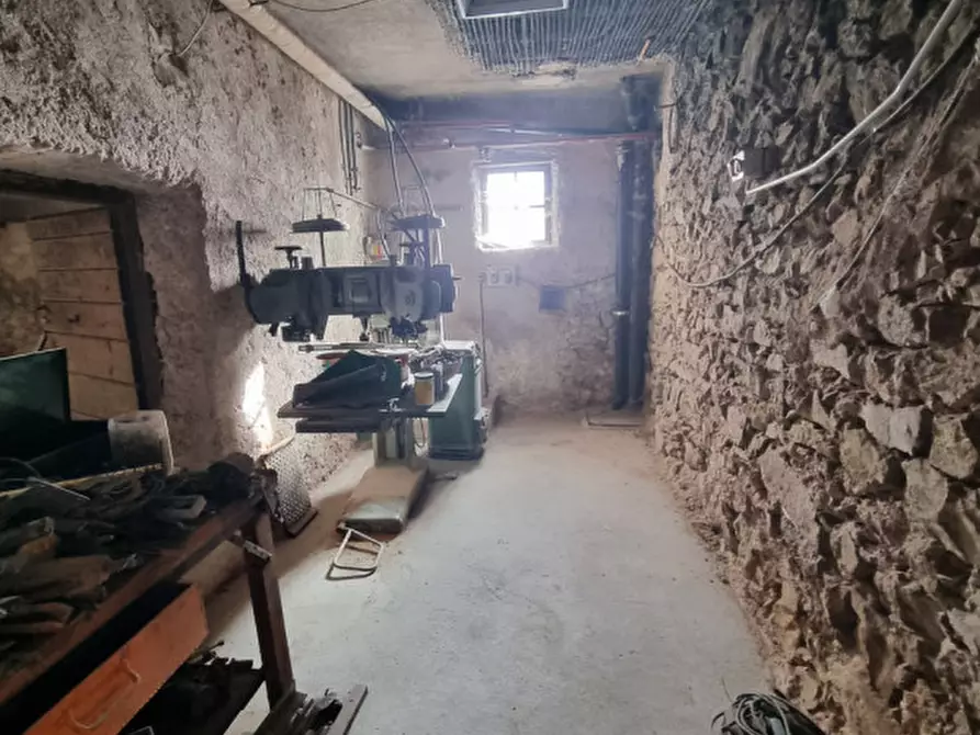 Immagine 12 di Appartamento in vendita  in Via Fontanelle a Borgo D'anaunia