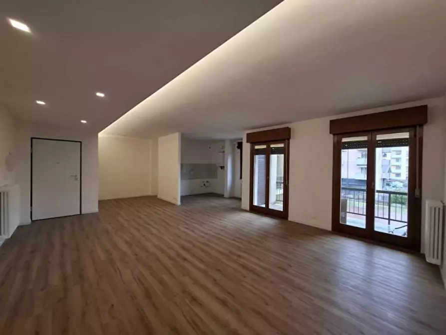 Immagine 10 di Appartamento in vendita  a Verona