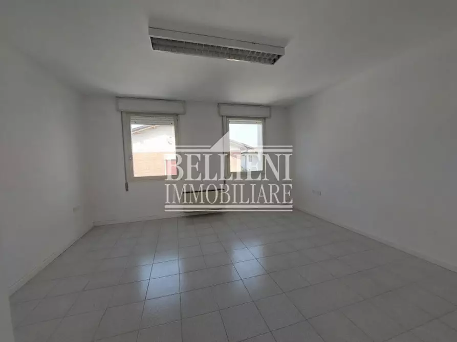Immagine 10 di Ufficio in affitto  in Via Roma a Torri Di Quartesolo
