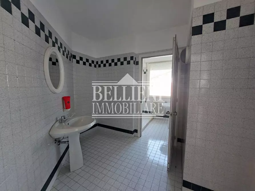 Immagine 10 di Ufficio in affitto  in Via Roma a Torri Di Quartesolo