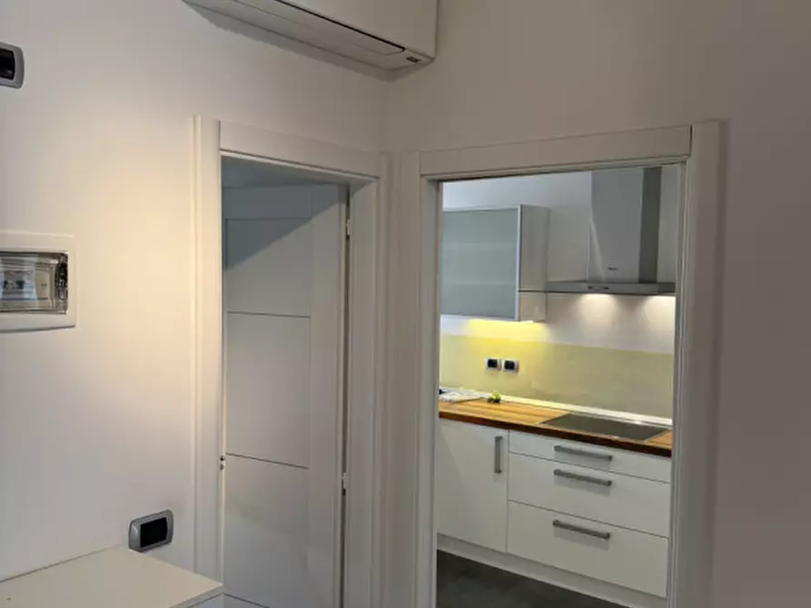 Immagine 3 di Appartamento in vendita  in Via Amalfi - Amalfistraße a Bolzano