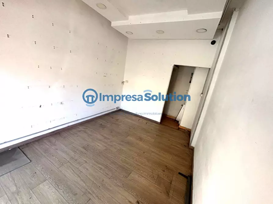 Immagine 9 di Negozio in vendita  in Traversa I Via Montenuovo Licola Patria a Pozzuoli