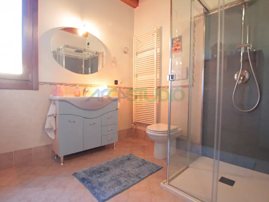 Immagine 20 di Casa bifamiliare in vendita  in Via Capparozzo a Quinto Vicentino