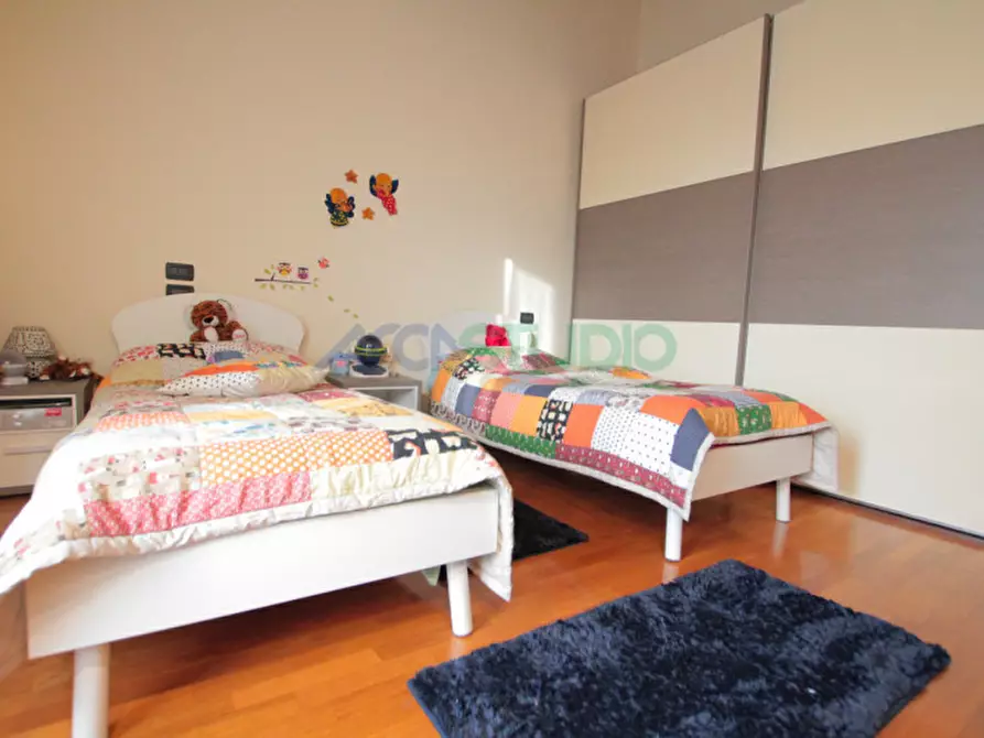 Immagine 37 di Casa bifamiliare in vendita  in Via Capparozzo a Quinto Vicentino