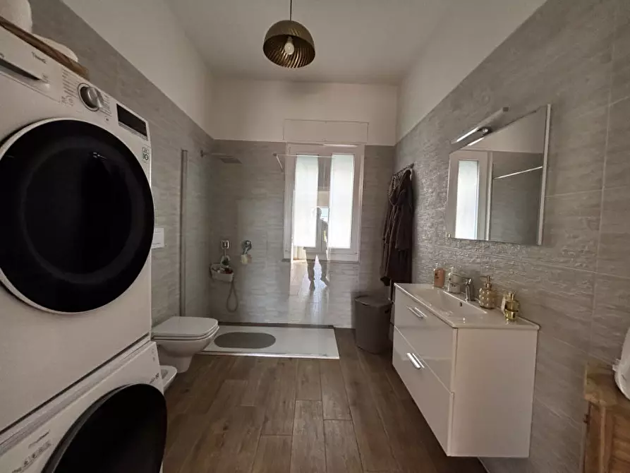 Immagine 9 di Villa in vendita  in IV TRAVERSA SANTA MARIA LA BRUNA a Torre Del Greco