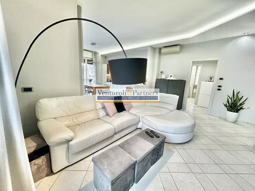 Immagine 15 di Appartamento in vendita  in Via Pastrengo 6 a Desenzano Del Garda