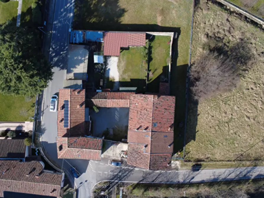 Immagine 2 di Casa indipendente in vendita  a Prevalle