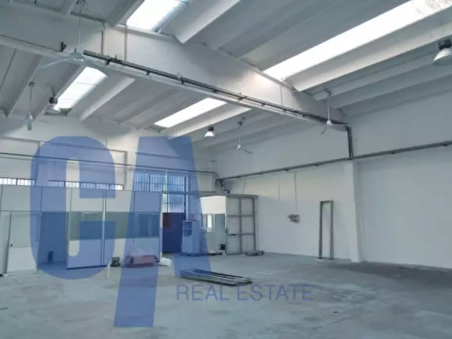 Immagine 6 di Magazzino in affitto  in PIAZZA Don Mapelli a Sesto San Giovanni