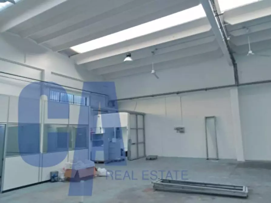 Immagine 8 di Magazzino in affitto  in PIAZZA Don Mapelli a Sesto San Giovanni