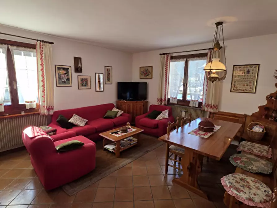 Immagine 2 di Appartamento in vendita  in Borgata Lerpa 91 a Sappada