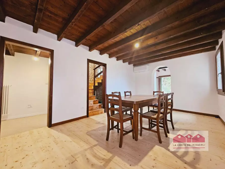 Immagine 2 di Casa bifamiliare in affitto  in Via Poggian a Creazzo