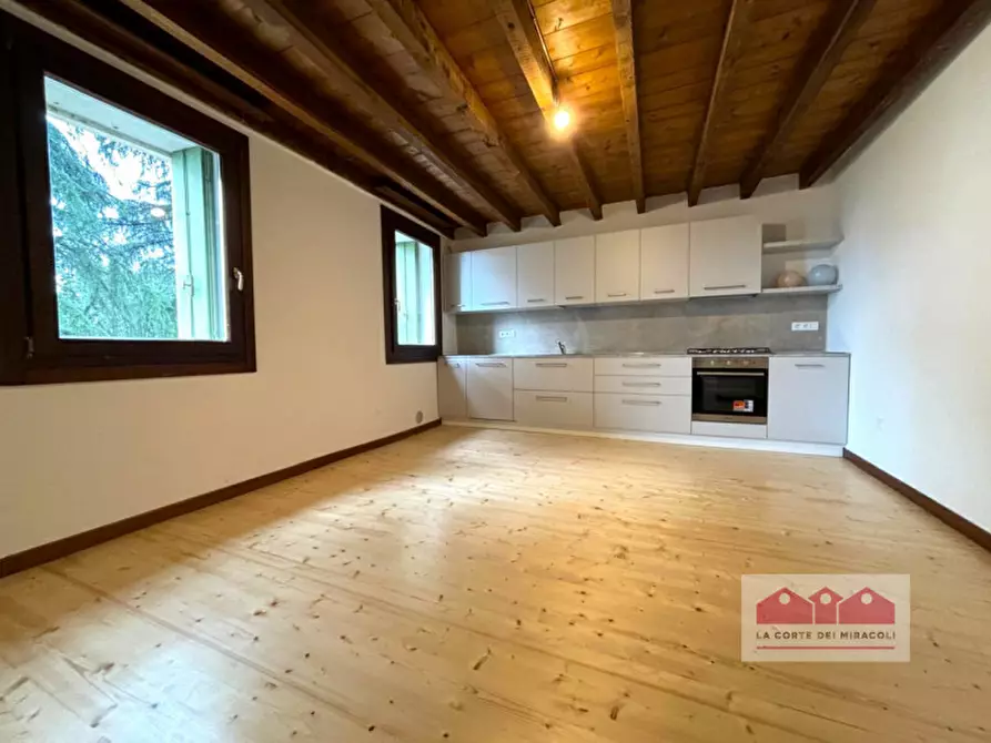 Immagine 6 di Casa bifamiliare in affitto  in Via Poggian a Creazzo