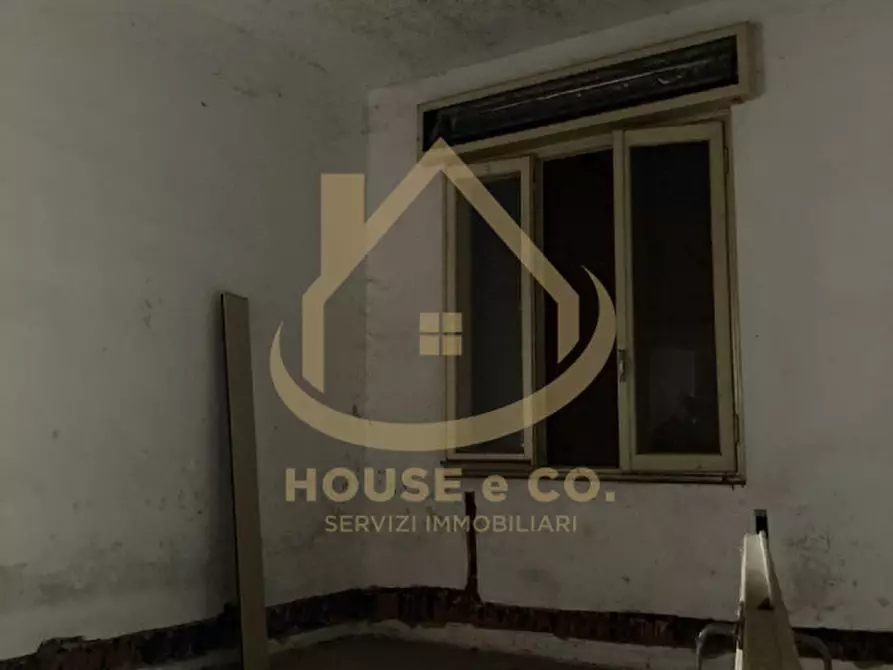 Immagine 4 di Palazzo in vendita  in Corso Genova a Vigevano