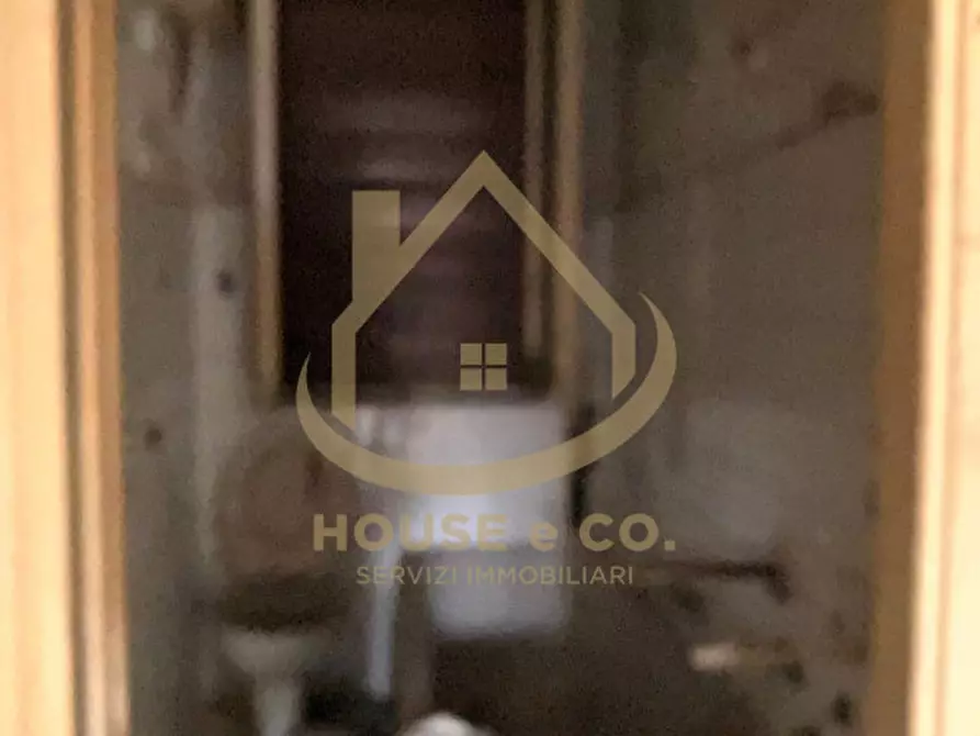 Immagine 9 di Palazzo in vendita  in Corso Genova a Vigevano