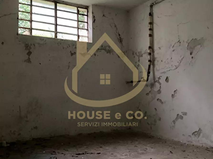 Immagine 18 di Palazzo in vendita  in Corso Genova a Vigevano