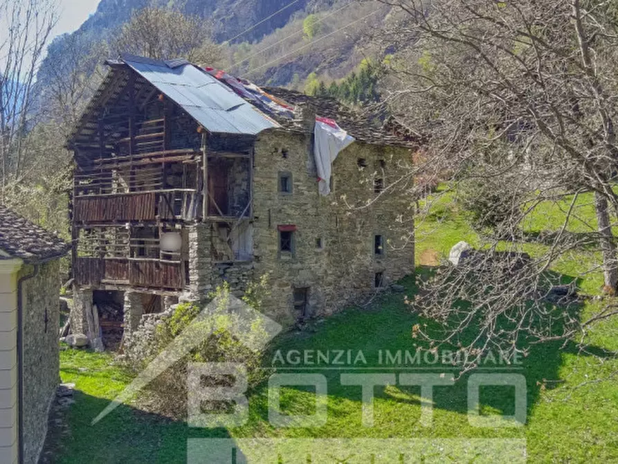 Immagine 1 di Rustico / casale in vendita  in piana toni a Mollia