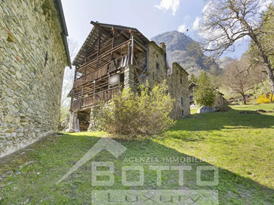 Immagine 21 di Rustico / casale in vendita  in piana toni a Mollia