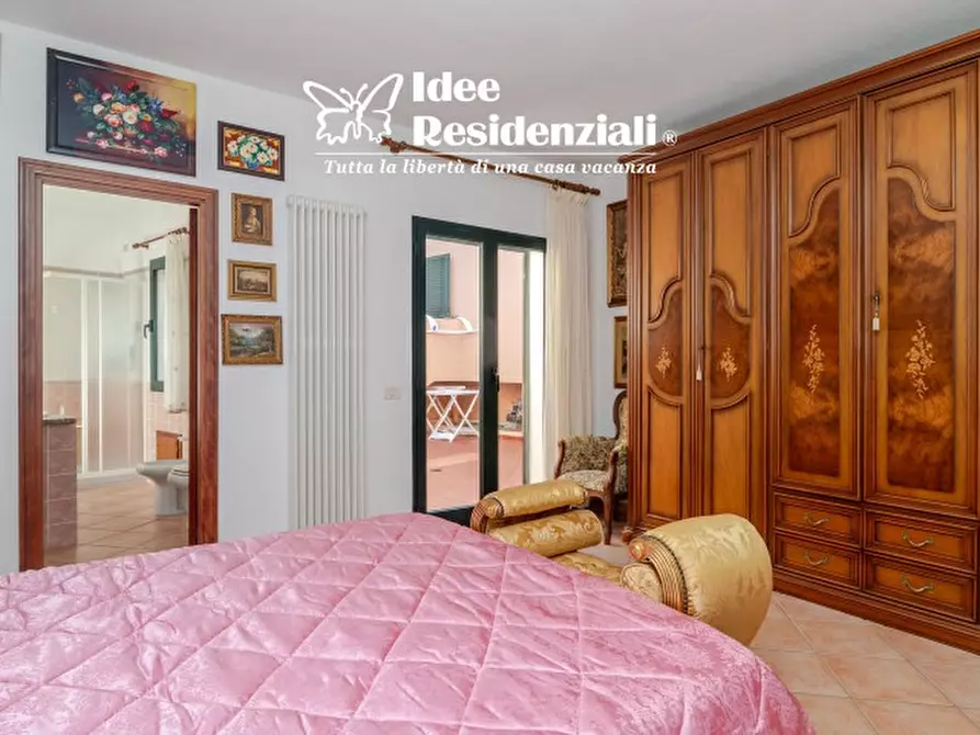 Immagine 25 di Casa bifamiliare in vendita  in Via Gallura a Palau