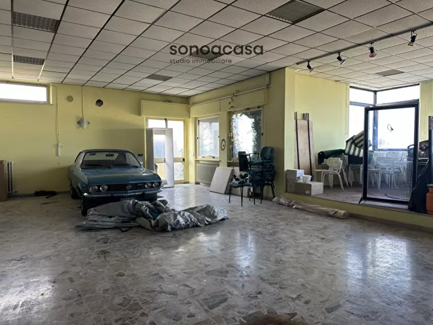 Immagine 3 di Casa indipendente in vendita  in Strada Mondolfo 51 a San Costanzo