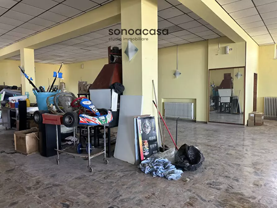 Immagine 6 di Casa indipendente in vendita  in Strada Mondolfo 51 a San Costanzo