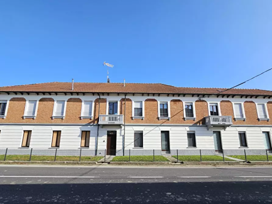 Immagine 2 di Palazzo in vendita  in VIA STATALE 152 a Castell'alfero