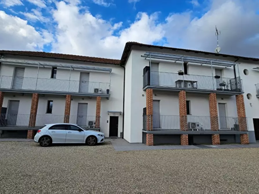 Immagine 6 di Palazzo in vendita  in VIA STATALE 152 a Castell'alfero
