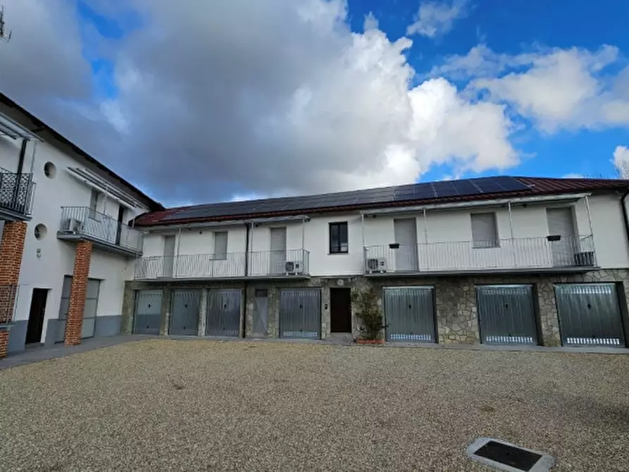 Immagine 6 di Palazzo in vendita  in VIA STATALE 152 a Castell'alfero