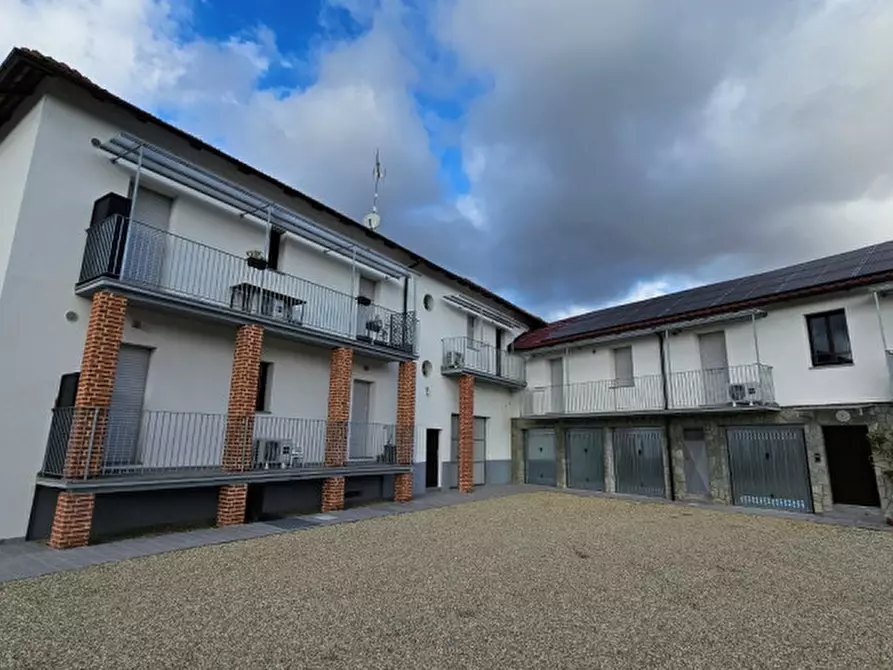 Immagine 7 di Palazzo in vendita  in VIA STATALE 152 a Castell'alfero