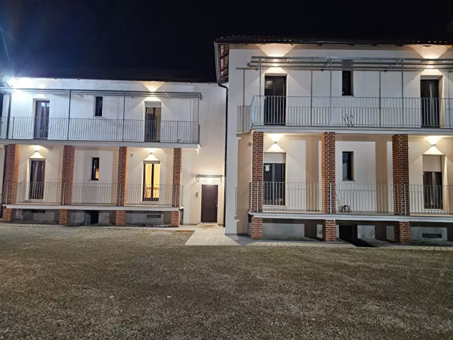 Immagine 9 di Palazzo in vendita  in VIA STATALE 152 a Castell'alfero